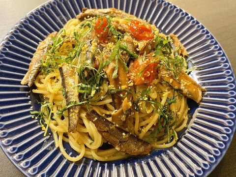 業務スーパー缶詰めで作る！イワシと大葉のパスタ！